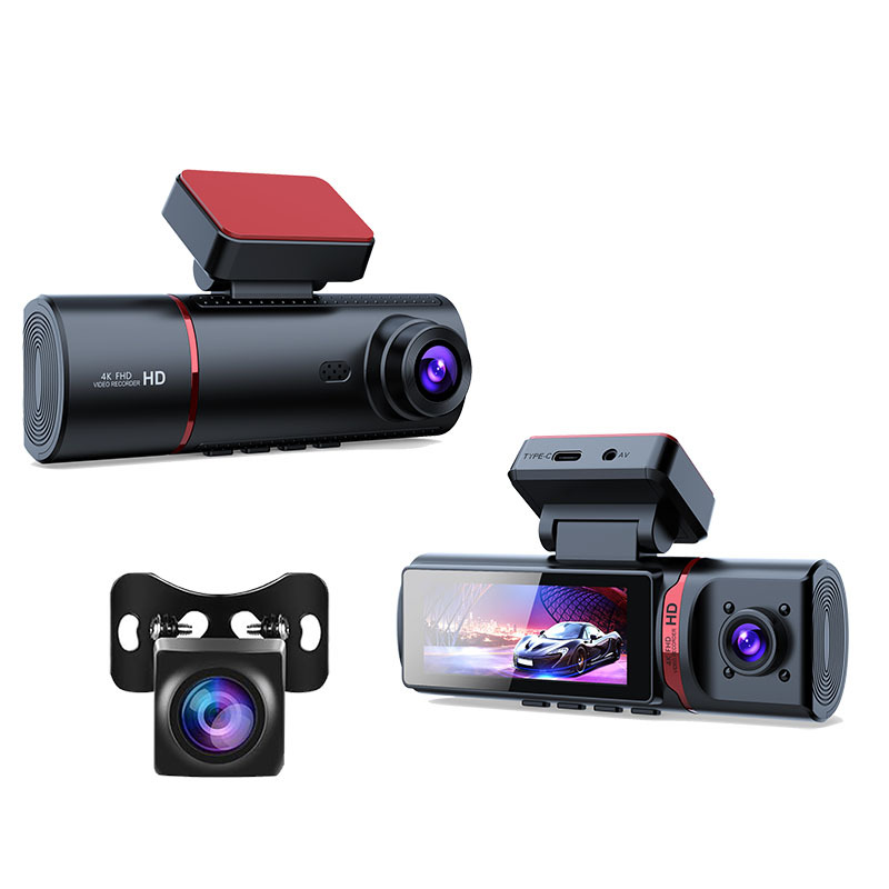 Camera Veicular Interna Full HD com três lentes de 170°, visão noturna e conectividade Wi-Fi para segurança automotiva