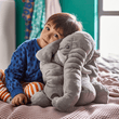 Carregar imagem no visualizador da galeria, Almofada Elefante de Pelúcia para Bebê em material antialérgico e macio, ideal para amamentação e decoração
