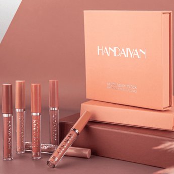 Batom Líquido Efeito Matte Handaiyan, com alta pigmentação e 12 cores disponíveis, hidrata e suaviza os lábios