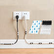 Carregar imagem no visualizador da galeria, Clipe Organizador de Fios e Cabos, com fixação 3M e fita dupla face, ideal para organizar cabos e fios no escritório
